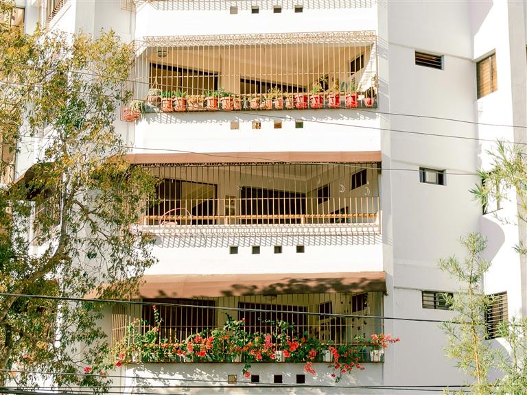 استخدام الشرفات والتراسات في جميع الفصول: حلول هندسية داخلية مناسبة لمناخ أنقرة.